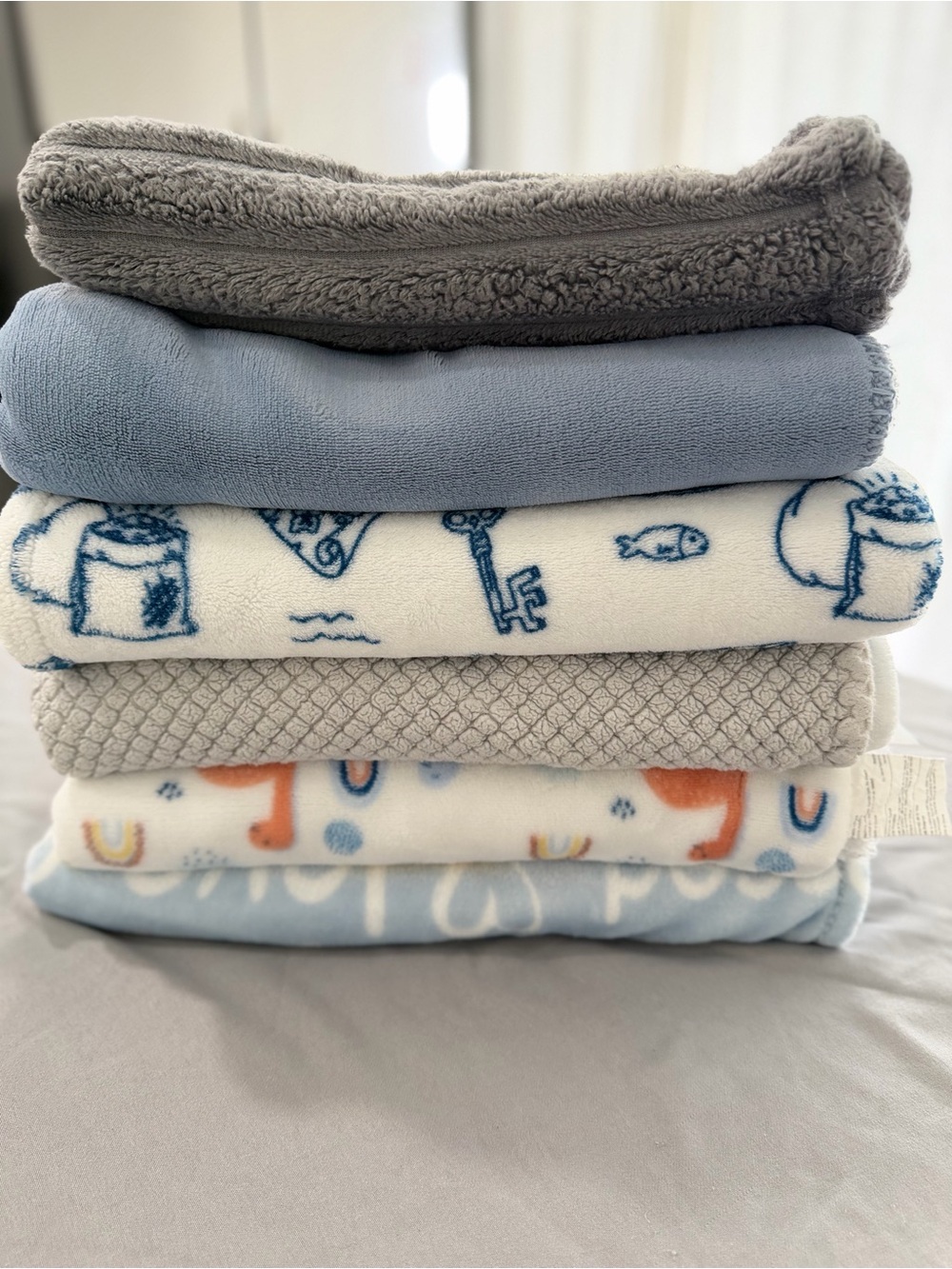 Plush Kids Blanket Set - Gray & Blue Cozy Fleece